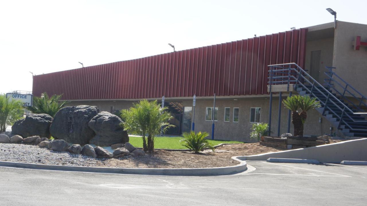 Apple Valley Hotel & Lodge Exterior photo